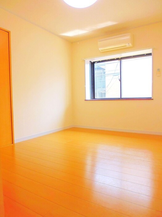 物件内観写真10　(居室)