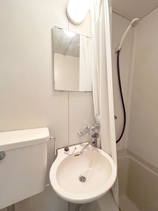 物件内観写真16　(洗面)