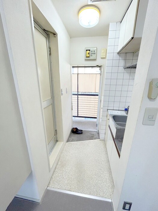 物件内観写真18　(廊下)