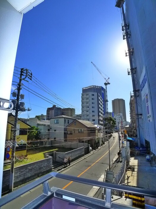 物件内観写真16　(室内からの展望)