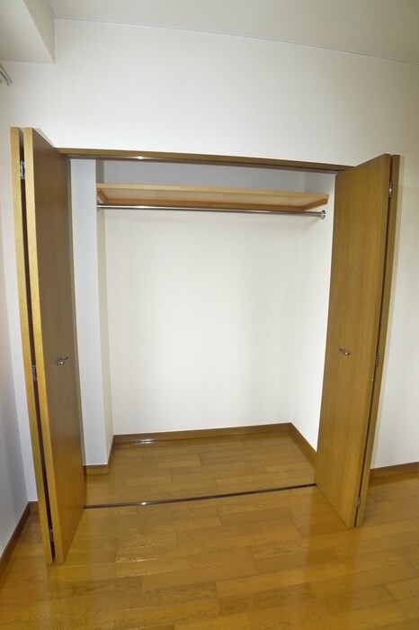 物件内観写真16　(収納)