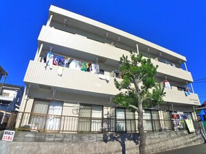 ニューサンピアヤスヅカ第一外観写真