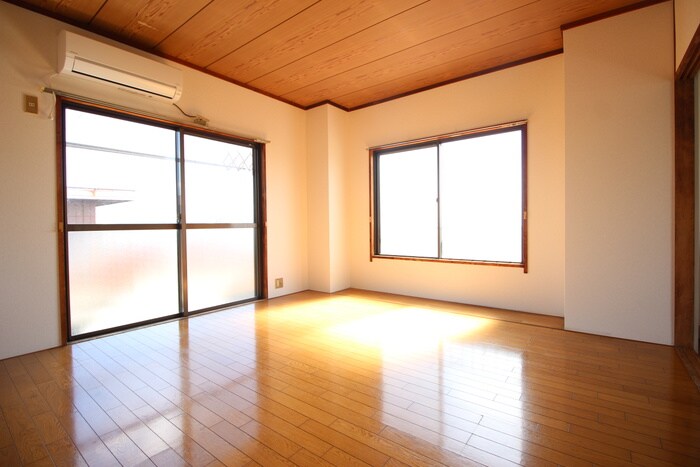 物件内観写真13　(居室)