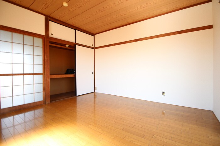 物件内観写真19　(居室)