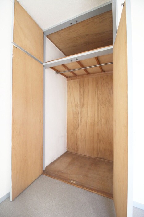 物件内観写真10　(収納)