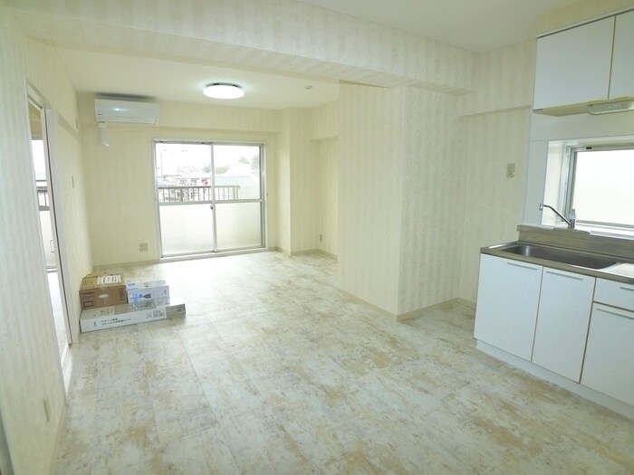 物件内観写真7　(居室)