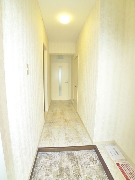 物件内観写真15　(廊下)