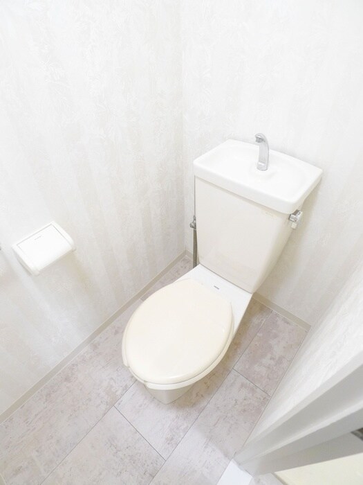 物件内観写真17　(トイレ)