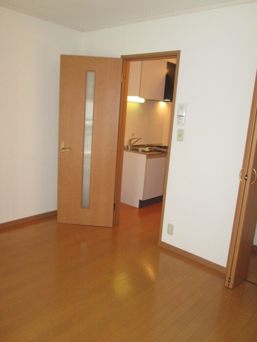 物件内観写真5　(居室)