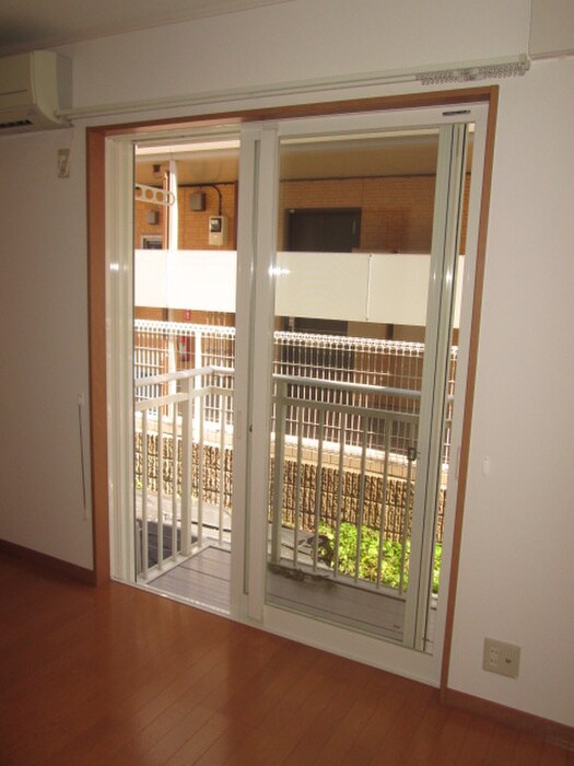 物件内観写真12　(居室)