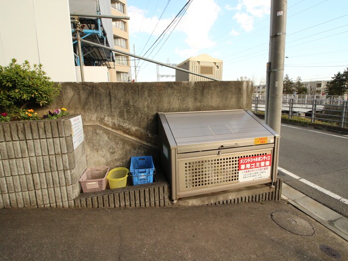 物件外観写真3　(建物設備)