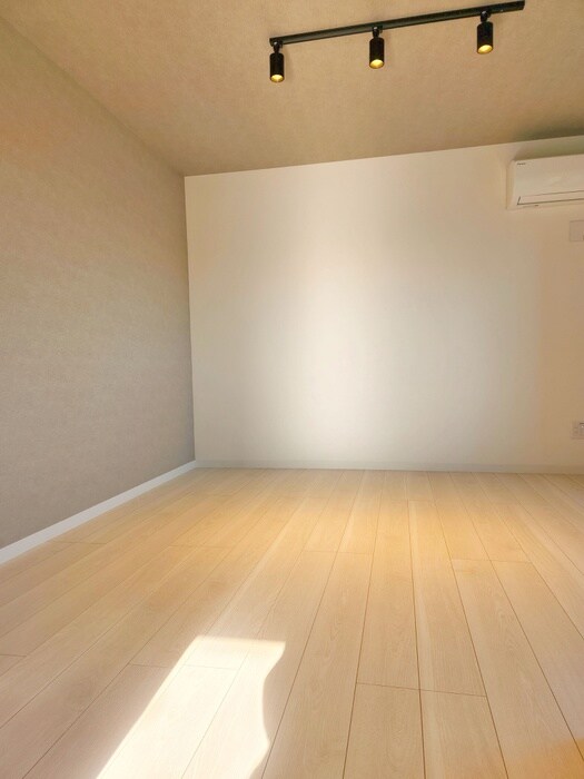 物件内観写真5　(居室)