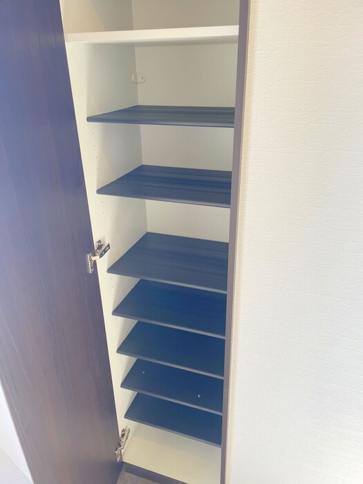 物件内観写真16　(靴箱)