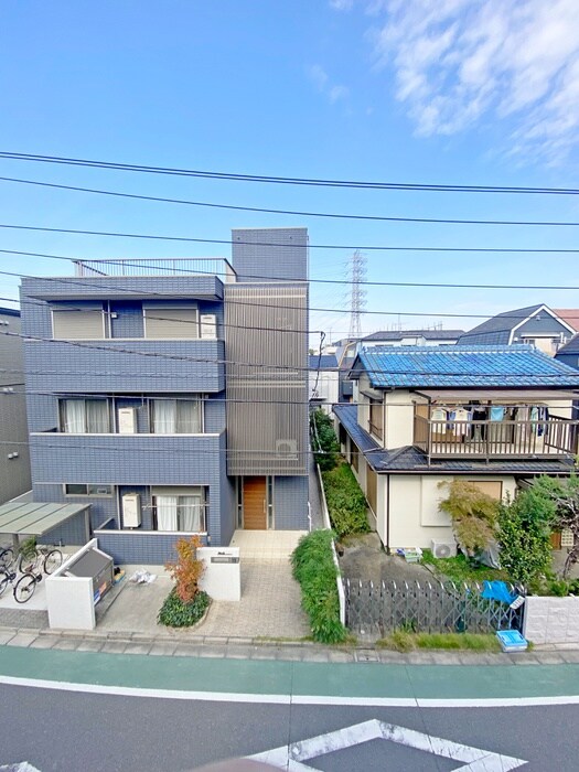 物件内観写真7　(玄関)