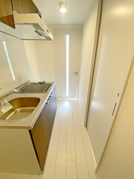 物件内観写真8　(廊下)