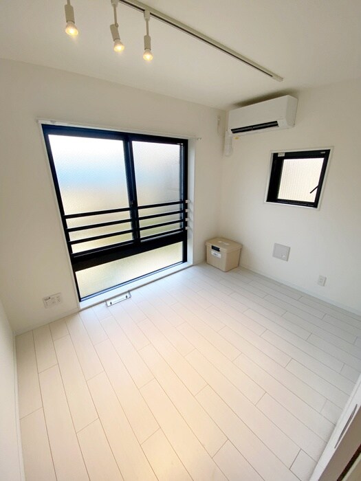 物件内観写真16　(居室)