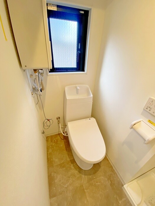 物件内観写真14　(トイレ)