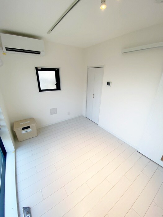 物件内観写真19　(居室)