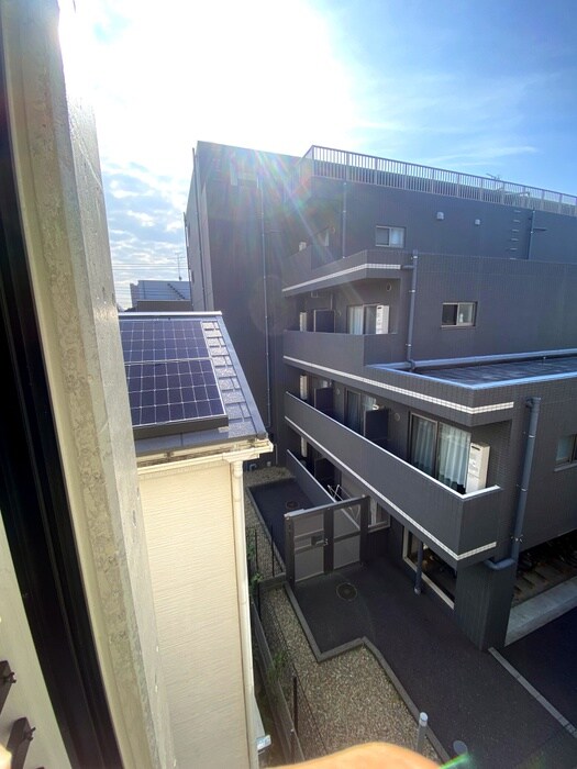 物件内観写真19　(室内からの展望)