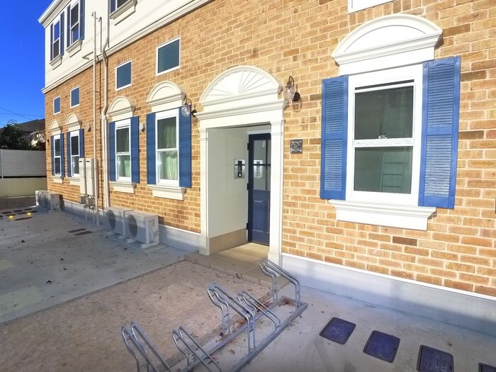 物件外観写真6　(駐車場)