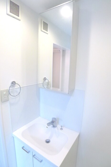 物件内観写真13　(洗面)