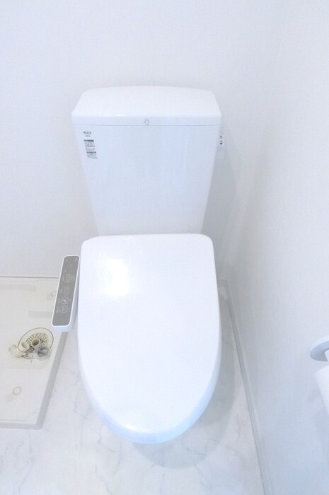 物件内観写真15　(トイレ)