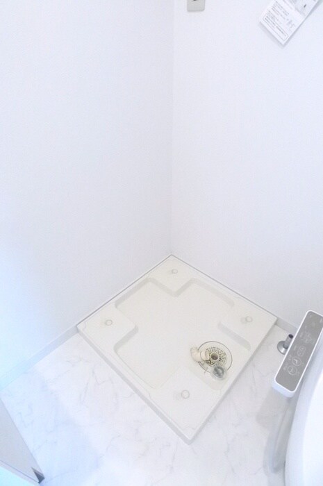 物件内観写真19　(洗濯機置場)