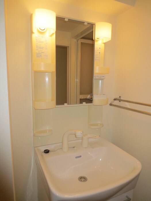 物件内観写真15　(洗面)