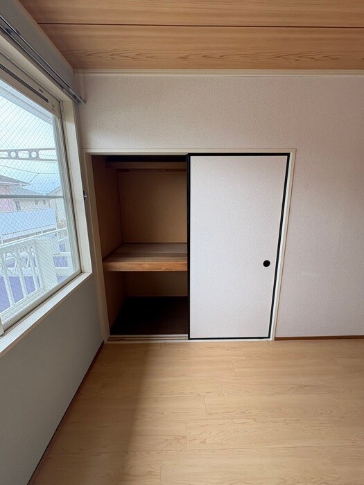 物件内観写真13　(収納)