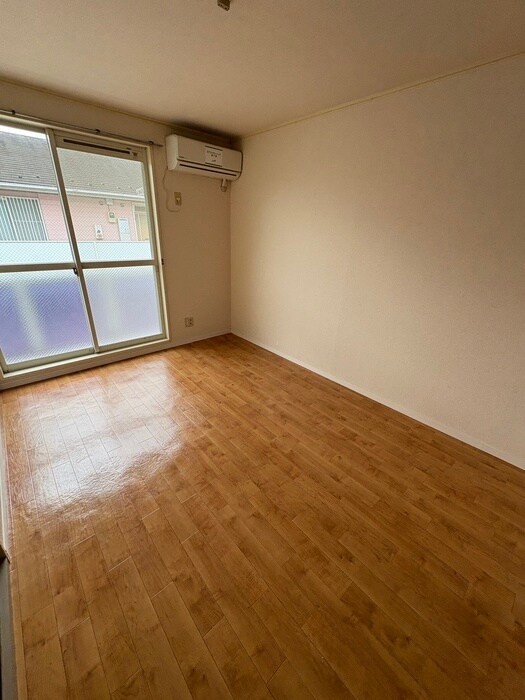 物件内観写真21　(居室)