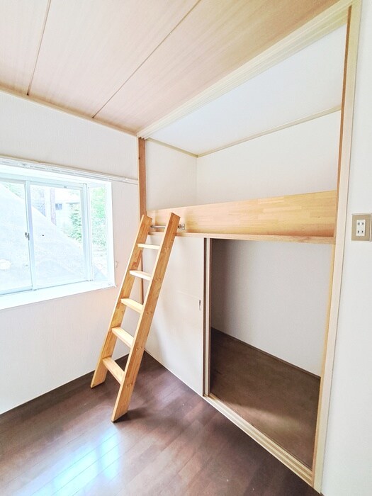 物件内観写真9　(居室)