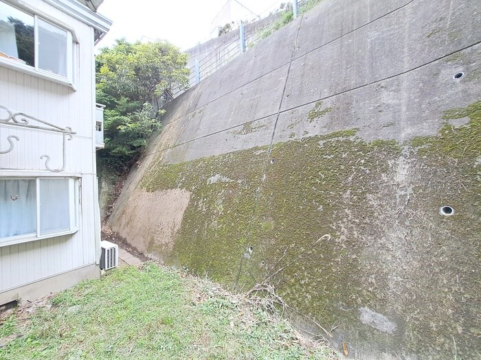 物件内観写真20　(室内からの展望)