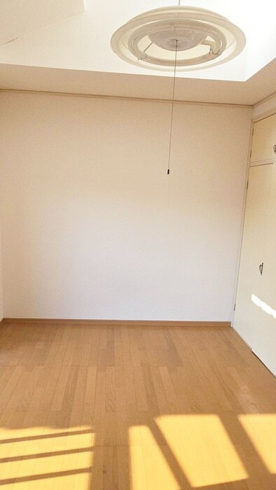 物件内観写真4　(内観写真)