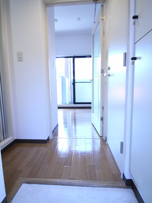 物件内観写真19　(廊下)