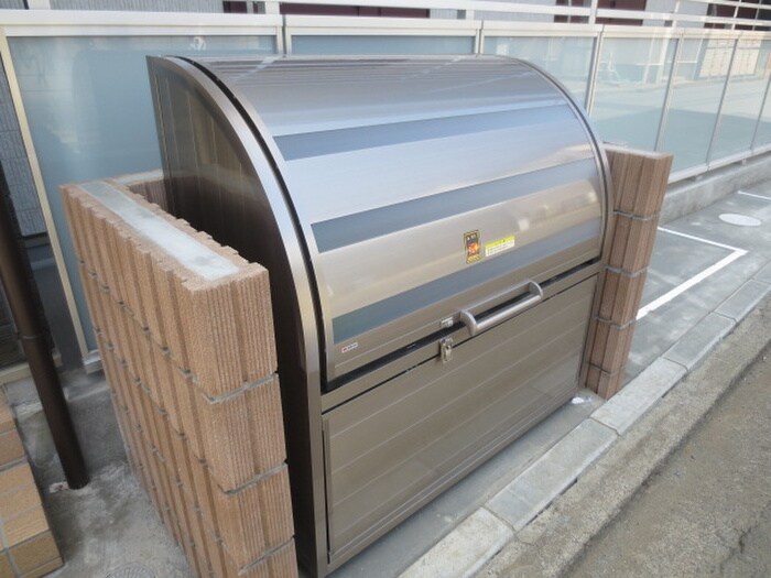 物件外観写真2　(建物設備)