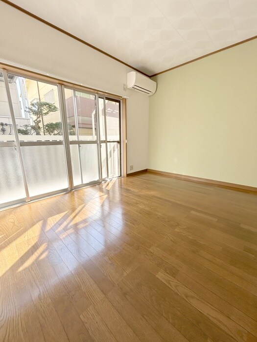 物件内観写真6　(居室)