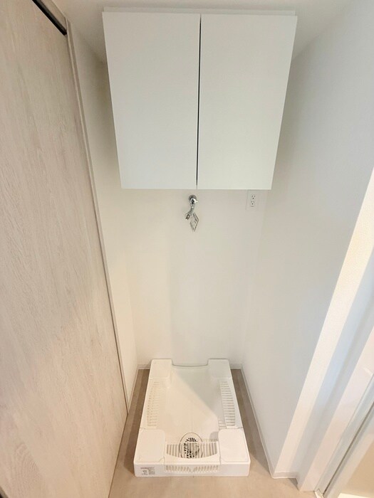 物件内観写真11　(洗濯機置場)