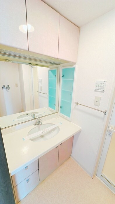 物件内観写真17　(洗面)