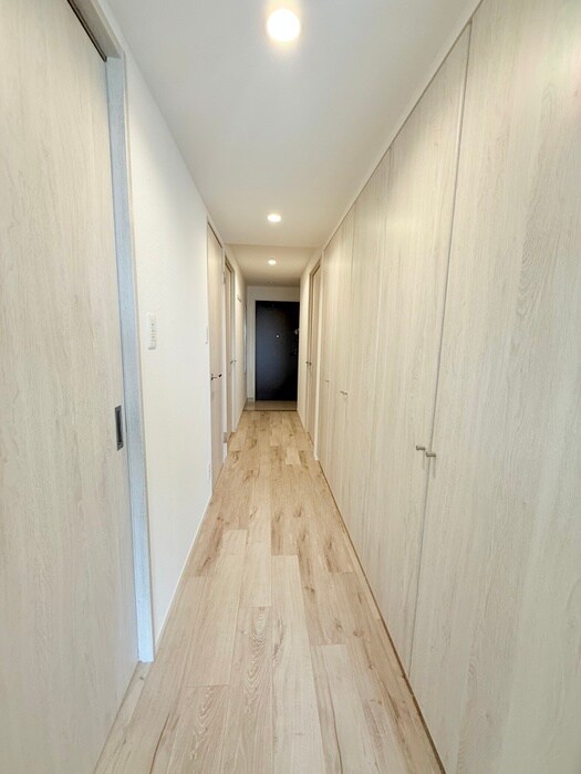 物件内観写真20　(廊下)