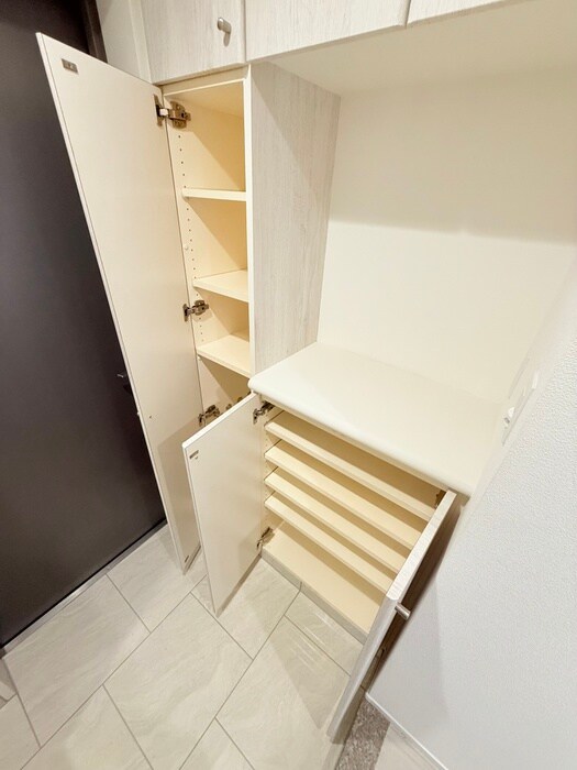 物件内観写真21　(靴箱)