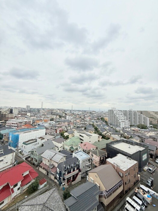 物件内観写真22　(室内からの展望)