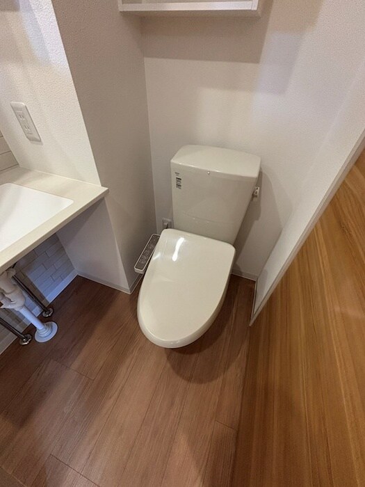 物件内観写真12　(トイレ)