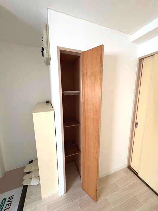 物件内観写真5　(収納)