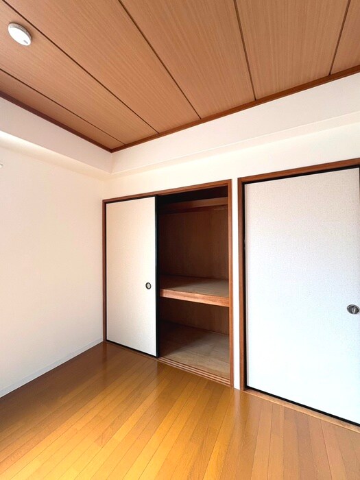 物件内観写真11　(収納)