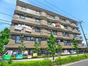 エムズ外観写真