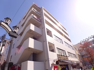 アザレ・ドール（405）外観写真