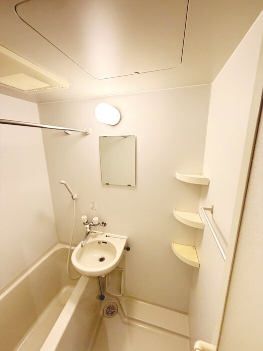 物件内観写真18　(洗面)