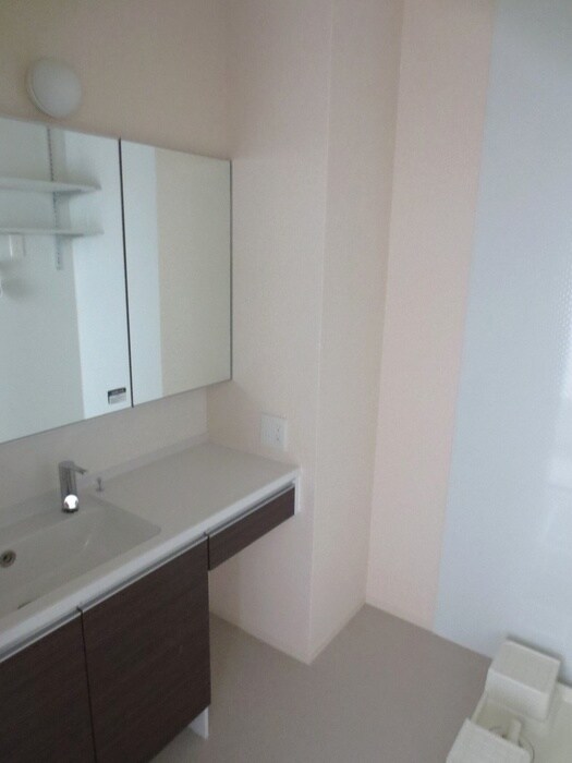 物件内観写真6　(洗面)