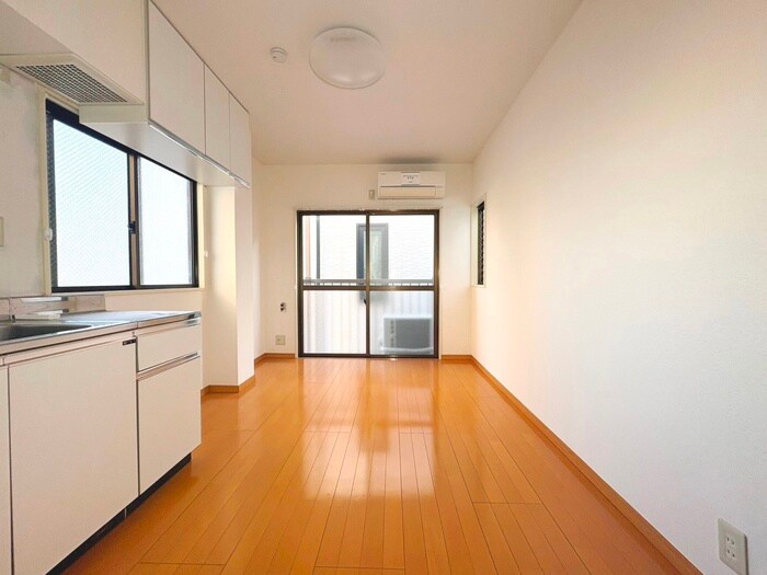 物件内観写真9　(居室)