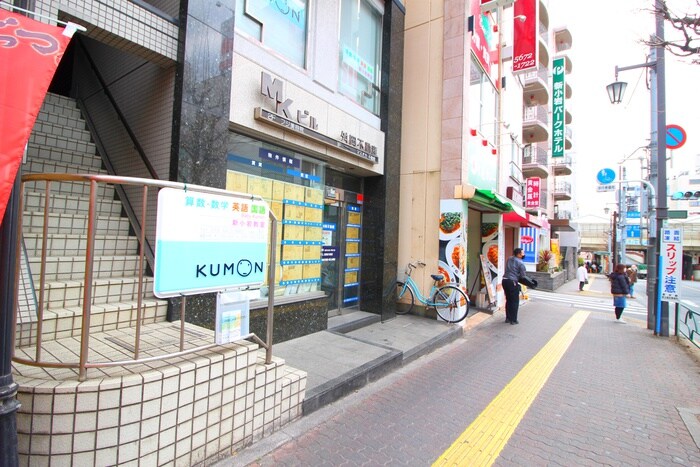 物件外観写真5　(エントランス部分)